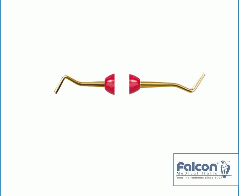 قلم کامپوزیت Plugger Tanner چیست؟ قلم کامپوزیت Plugger Tanner یکی از ابزارهای ضروری و حرفه‌ای در دندانپزشکی ترمیمی است که برای تراکم و فرم‌دهی دقیق مواد کامپوزیتی روی دندان‌ها طراحی شده است. نوک مستحکم و طراحی ارگونومیک این قلم، امکان کنترل کامل دندانپزشک را فراهم می‌کند و به شکل‌دهی دقیق مواد کمک می‌کند. دسته سبک و خوش‌دست، کار طولانی مدت را آسان کرده و خستگی دست را به حداقل می‌رساند. جنس مقاوم نوک قلم در برابر حرارت و مواد شیمیایی، دوام طولانی و قابلیت استفاده مکرر در استریل اتوکلاو را تضمین می‌کند. قلم کامپوزیت Plugger Tanner یکی از اینسترومنت ‌های حرفه‌ای در کلینیک‌های تخصصی است که کیفیت و دقت ترمیم را افزایش می‌دهد. این ابزار با استانداردهای بین‌المللی تولید شده و گزینه‌ای مناسب برای دندانپزشکان عمومی و متخصص به شمار می‌رود. ویژگی‌های قلم کامپوزیت Plugger Tanner طراحی ارگونومیک با دسته سبک و خوش‌دست نوک مقاوم در برابر حرارت و مواد شیمیایی دوام بالا و طول عمر طولانی کنترل دقیق هنگام فرم‌دهی و تراکم مواد قابلیت استریل و استفاده مکرر کاربردهای قلم کامپوزیت Plugger Tanner تراکم و فرم‌دهی دقیق مواد کامپوزیتی استفاده در ترمیم‌های مستقیم و غیرمستقیم کاربرد در درمان‌های زیبایی و طراحی سطح دندان مناسب برای کار با انواع کامپوزیت ترمیمی ابزار ایده‌آل برای مطب‌ها و کلینیک‌های دندانپزشکی قیمت و خرید قلم کامپوزیت Plugger Tanner برای خرید قلم کامپوزیت Plugger Tanner، انتخاب فروشگاهی معتبر با ضمانت اصالت کالا اهمیت زیادی دارد. این قلم در دسته قلم کامپوزیت ‌های حرفه‌ای قرار دارد و با توجه به دوام، طراحی ارگونومیک و کیفیت ساخت، بهترین گزینه برای دندانپزشکان حرفه‌ای محسوب می‌شود. هنگام خرید به جنس نوک و طراحی دسته توجه کنید تا تجربه‌ای راحت و دقیق هنگام فرم‌دهی مواد داشته باشید. فروشگاه اینترنتی تجهیزات دندانپزشکی ناجی دنتال این محصول را با قیمت مناسب، ضمانت اصالت کالا و توضیحات کامل فنی عرضه می‌کند. خرید از این مجموعه با ارسال رایگان به سراسر ایران، پشتیبانی آنلاین 24 ساعته، فروشگاه حضوری و شرایط پرداخت آسان برای محصولات گران‌تر، تجربه‌ای مطمئن، راحت و حرفه‌ای از خرید تجهیزات دندانپزشکی را برای مشتریان فراهم می‌کند. ناجی دنتال؛ انتخابی مطمئن برای خرید تجهیزات دندانپزشکی قلم کامپوزیت plugger tanner